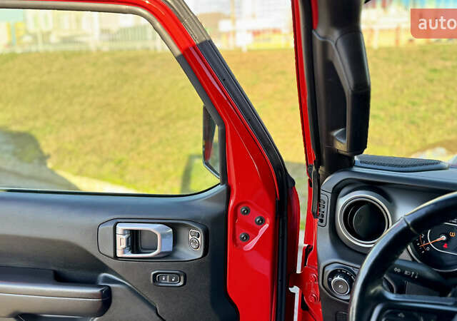 Красный Джип Вранглер, объемом двигателя 2 л и пробегом 72 тыс. км за 36000 $, фото 39 на Automoto.ua