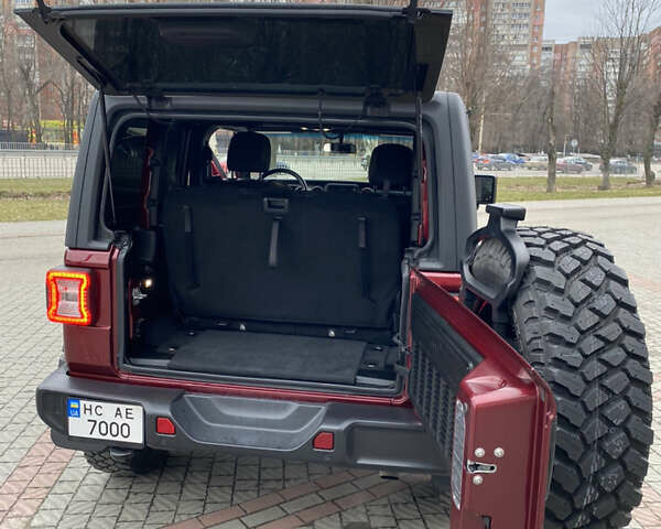 Червоний Джип Wrangler, об'ємом двигуна 3.6 л та пробігом 29 тис. км за 31000 $, фото 45 на Automoto.ua