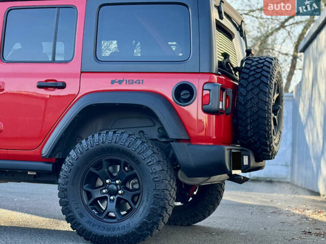Красный Джип Вранглер, объемом двигателя 2 л и пробегом 72 тыс. км за 36000 $, фото 6 на Automoto.ua