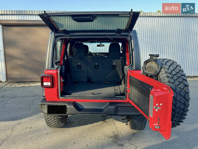 Красный Джип Вранглер, объемом двигателя 2 л и пробегом 72 тыс. км за 36000 $, фото 20 на Automoto.ua