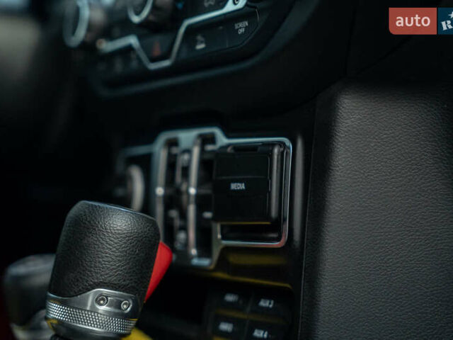 Червоний Джип Wrangler, об'ємом двигуна 3.6 л та пробігом 62 тис. км за 35800 $, фото 24 на Automoto.ua