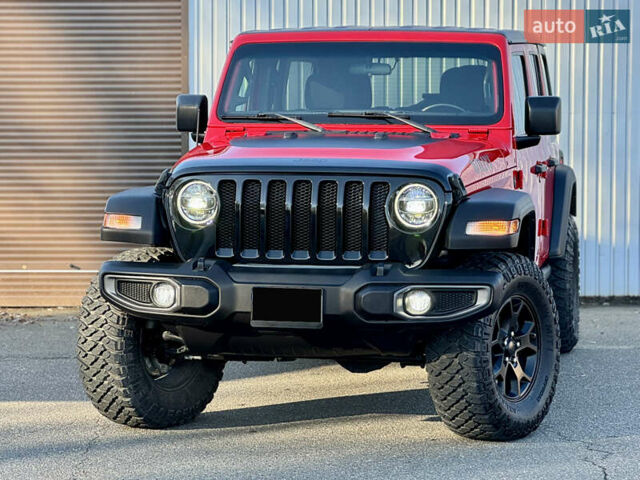 Красный Джип Вранглер, объемом двигателя 2 л и пробегом 72 тыс. км за 36000 $, фото 1 на Automoto.ua