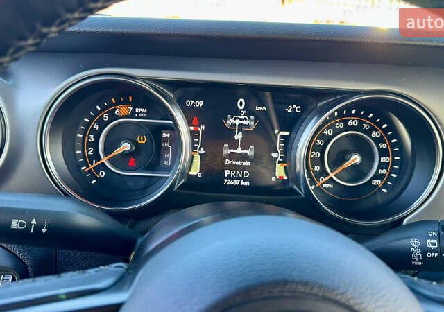 Красный Джип Вранглер, объемом двигателя 2 л и пробегом 72 тыс. км за 36000 $, фото 34 на Automoto.ua