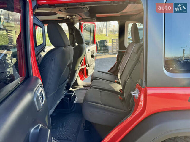 Красный Джип Вранглер, объемом двигателя 2 л и пробегом 72 тыс. км за 36000 $, фото 28 на Automoto.ua