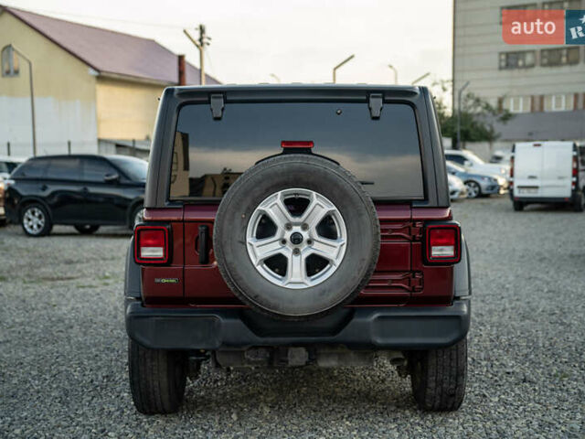 Червоний Джип Wrangler, об'ємом двигуна 3.6 л та пробігом 62 тис. км за 35800 $, фото 4 на Automoto.ua