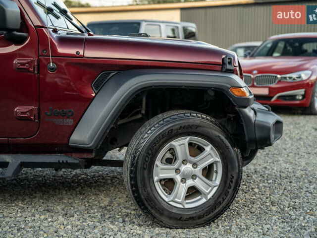 Червоний Джип Wrangler, об'ємом двигуна 3.6 л та пробігом 62 тис. км за 35800 $, фото 18 на Automoto.ua