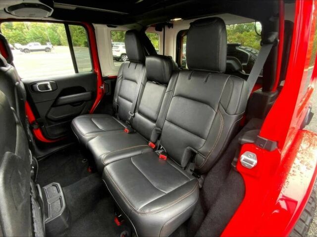 Джип Wrangler 2023 у Чернігові на Automoto.ua Червоний Джип Wrangler, об'ємом двигуна 6.4 л та пробігом 26 тис. км за 24500 $, фото 5 на Automoto.ua