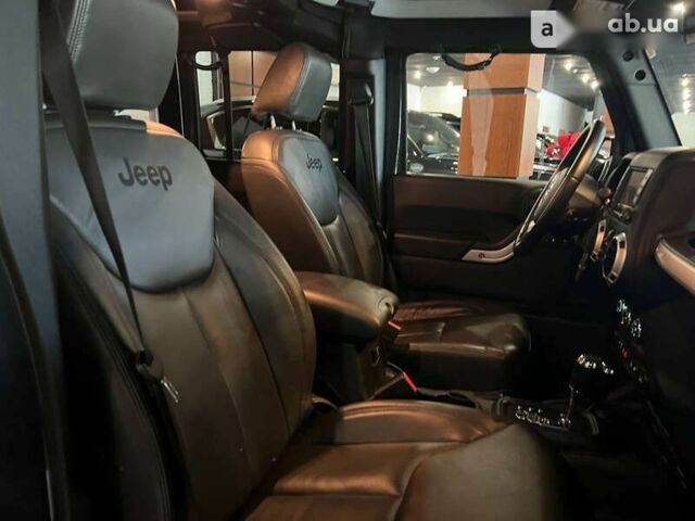 Джип Вранглер, объемом двигателя 3.6 л и пробегом 92 тыс. км за 32000 $, фото 27 на Automoto.ua