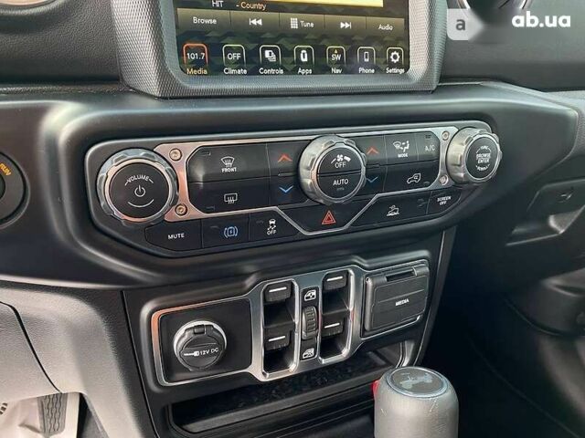 Джип Вранглер, объемом двигателя 2 л и пробегом 4 тыс. км за 68000 $, фото 20 на Automoto.ua