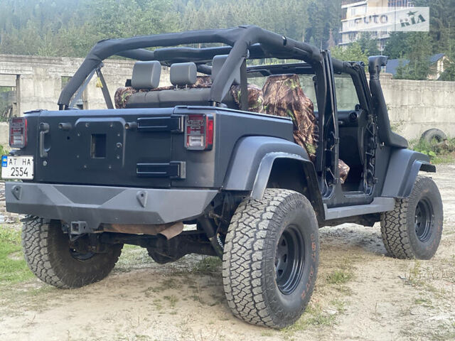 Джип Wrangler, об'ємом двигуна 3.8 л та пробігом 178 тис. км за 19500 $, фото 2 на Automoto.ua