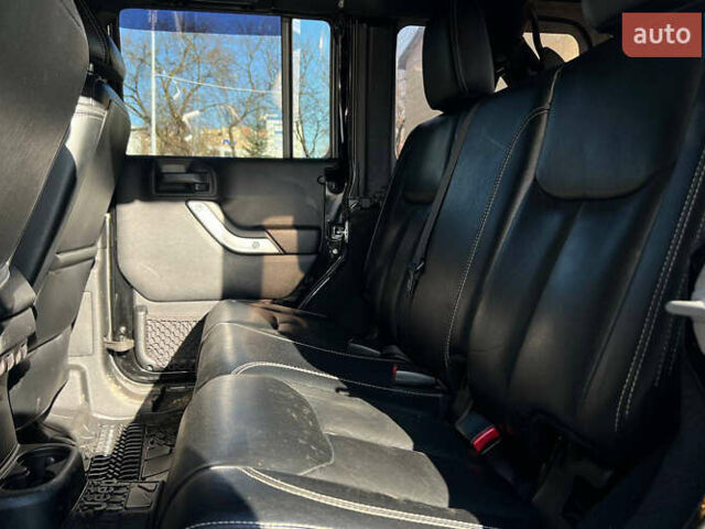 Джип Wrangler, об'ємом двигуна 3.6 л та пробігом 155 тис. км за 21000 $, фото 15 на Automoto.ua