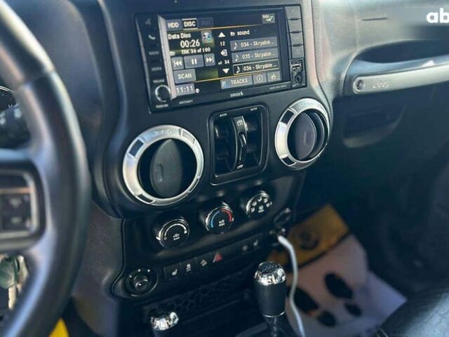 Джип Wrangler, об'ємом двигуна 3.6 л та пробігом 158 тис. км за 21000 $, фото 11 на Automoto.ua