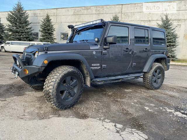 Джип Wrangler, об'ємом двигуна 3.6 л та пробігом 88 тис. км за 31000 $, фото 4 на Automoto.ua