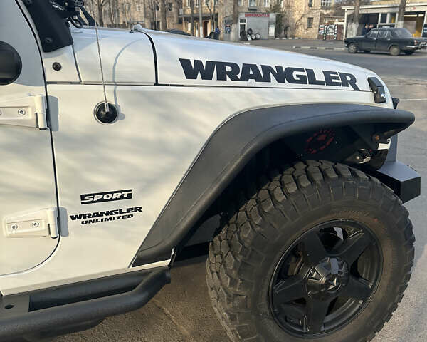 Джип Wrangler, об'ємом двигуна 3.6 л та пробігом 77 тис. км за 36500 $, фото 4 на Automoto.ua