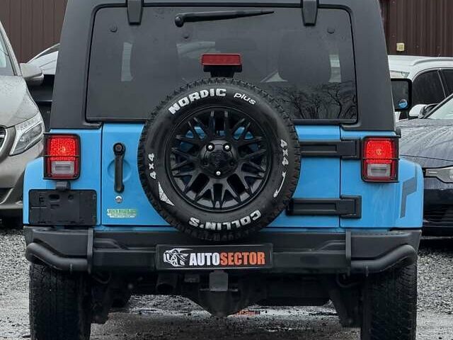 Джип Вранглер, объемом двигателя 3.6 л и пробегом 160 тыс. км за 25000 $, фото 5 на Automoto.ua