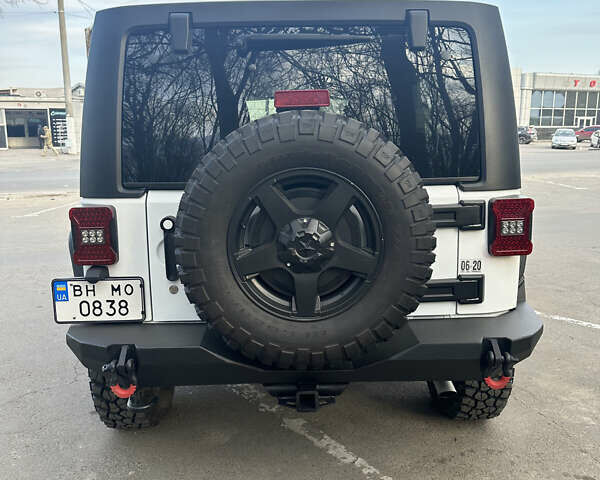 Джип Wrangler, об'ємом двигуна 3.6 л та пробігом 77 тис. км за 36500 $, фото 7 на Automoto.ua