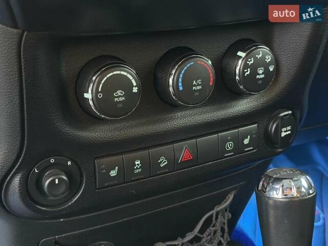 Джип Вранглер, объемом двигателя 3.6 л и пробегом 160 тыс. км за 25000 $, фото 29 на Automoto.ua