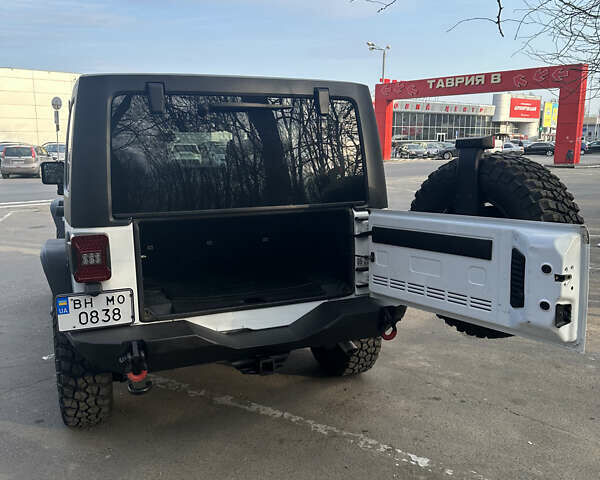 Джип Wrangler, об'ємом двигуна 3.6 л та пробігом 77 тис. км за 36500 $, фото 5 на Automoto.ua