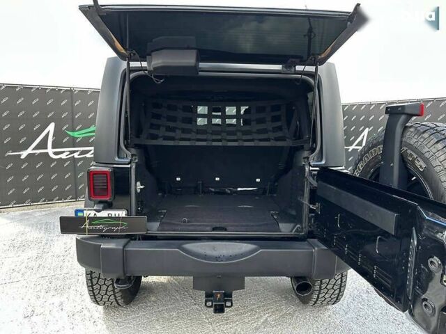 Джип Wrangler, об'ємом двигуна 3.6 л та пробігом 54 тис. км за 35500 $, фото 10 на Automoto.ua