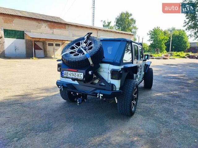 Джип Вранглер, объемом двигателя 2 л и пробегом 46 тыс. км за 41500 $, фото 2 на Automoto.ua