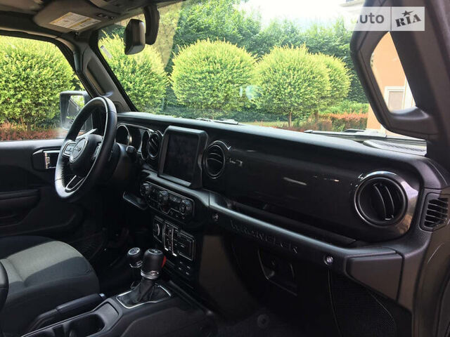 Джип Вранглер, объемом двигателя 3 л и пробегом 19 тыс. км за 54500 $, фото 8 на Automoto.ua