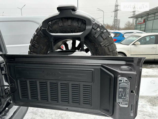 Джип Wrangler, об'ємом двигуна 3.6 л та пробігом 50 тис. км за 49900 $, фото 5 на Automoto.ua