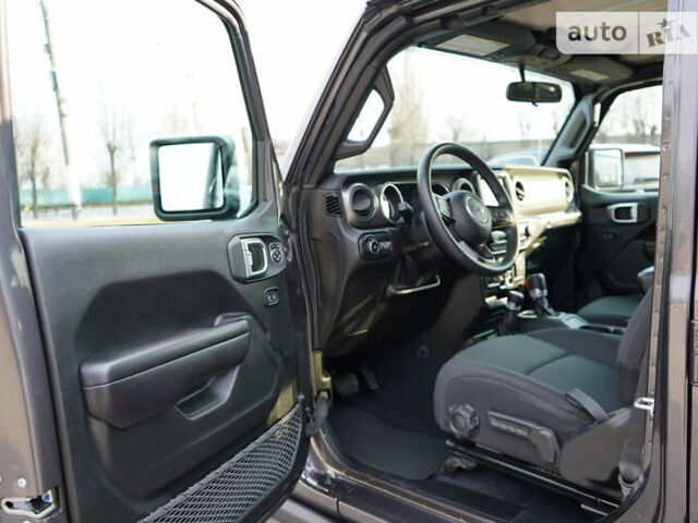 Джип Wrangler, об'ємом двигуна 0 л та пробігом 20 тис. км за 47000 $, фото 41 на Automoto.ua