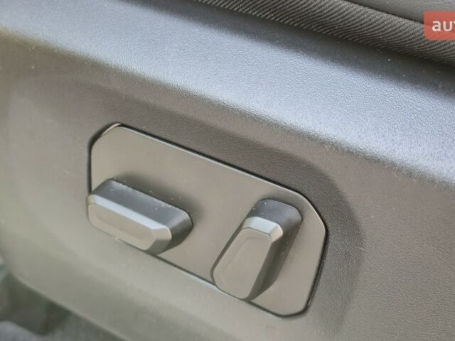 Джип Вранглер, объемом двигателя 2 л и пробегом 0 тыс. км за 73680 $, фото 19 на Automoto.ua