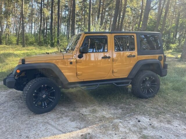 Жовтий Джип Wrangler, об'ємом двигуна 3.6 л та пробігом 157 тис. км за 23000 $, фото 3 на Automoto.ua