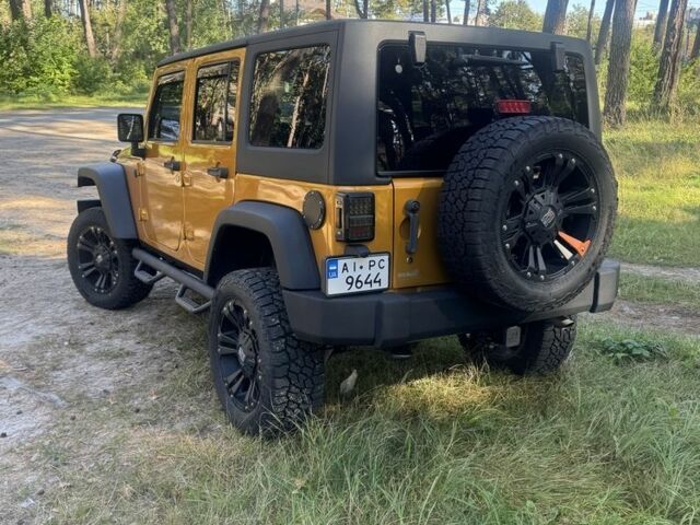 Жовтий Джип Wrangler, об'ємом двигуна 3.6 л та пробігом 157 тис. км за 23000 $, фото 4 на Automoto.ua