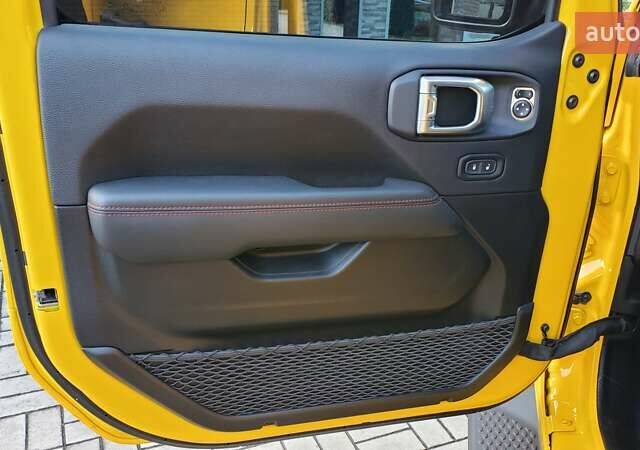 Жовтий Джип Wrangler, об'ємом двигуна 2 л та пробігом 10 тис. км за 60000 $, фото 7 на Automoto.ua