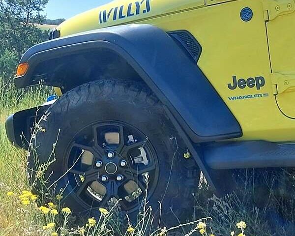 Жовтий Джип Wrangler, об'ємом двигуна 2 л та пробігом 4 тис. км за 50000 $, фото 3 на Automoto.ua