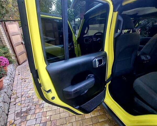 Жовтий Джип Wrangler, об'ємом двигуна 2 л та пробігом 4 тис. км за 50000 $, фото 30 на Automoto.ua