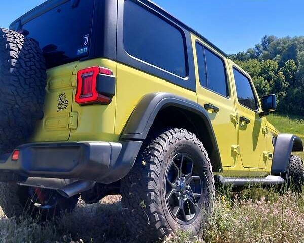 Жовтий Джип Wrangler, об'ємом двигуна 2 л та пробігом 4 тис. км за 50000 $, фото 4 на Automoto.ua