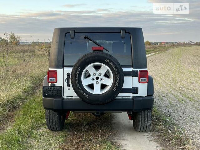 Сірий Джип Wrangler, об'ємом двигуна 3.8 л та пробігом 150 тис. км за 25800 $, фото 6 на Automoto.ua