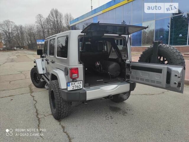 Сірий Джип Wrangler, об'ємом двигуна 3.6 л та пробігом 117 тис. км за 28500 $, фото 15 на Automoto.ua