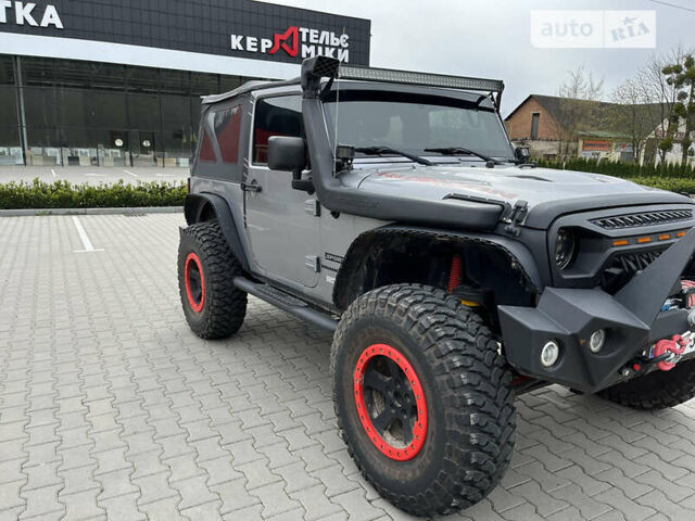 Сірий Джип Wrangler, об'ємом двигуна 3.6 л та пробігом 116 тис. км за 24500 $, фото 1 на Automoto.ua