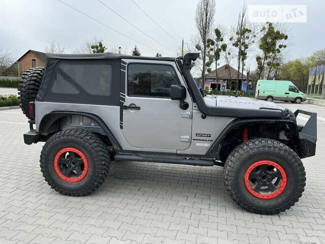 Сірий Джип Wrangler, об'ємом двигуна 3.6 л та пробігом 116 тис. км за 24500 $, фото 10 на Automoto.ua