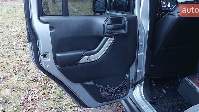 Серый Джип Вранглер, объемом двигателя 3.6 л и пробегом 68 тыс. км за 25555 $, фото 25 на Automoto.ua