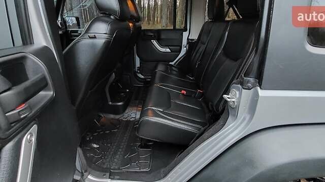 Серый Джип Вранглер, объемом двигателя 3.6 л и пробегом 68 тыс. км за 25555 $, фото 26 на Automoto.ua