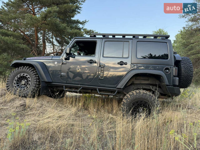 Сірий Джип Wrangler, об'ємом двигуна 3.6 л та пробігом 100 тис. км за 35000 $, фото 17 на Automoto.ua