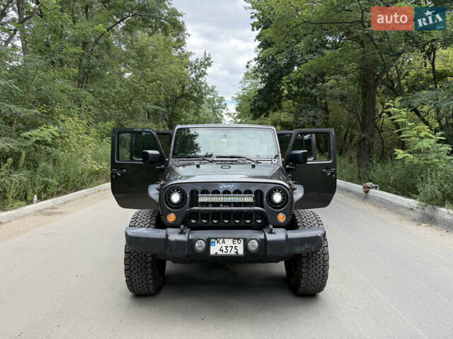 Серый Джип Вранглер, объемом двигателя 3.6 л и пробегом 129 тыс. км за 23000 $, фото 8 на Automoto.ua