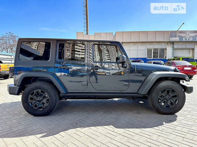 Сірий Джип Wrangler, об'ємом двигуна 3.6 л та пробігом 52 тис. км за 35490 $, фото 3 на Automoto.ua