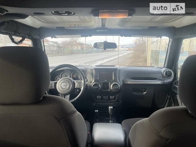 Сірий Джип Wrangler, об'ємом двигуна 3.6 л та пробігом 130 тис. км за 21950 $, фото 16 на Automoto.ua
