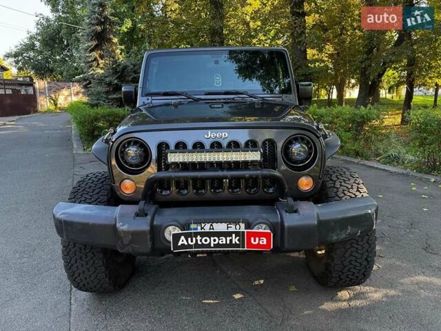Сірий Джип Wrangler, об'ємом двигуна 3.6 л та пробігом 128 тис. км за 25640 $, фото 2 на Automoto.ua