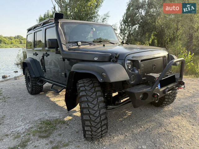 Сірий Джип Wrangler, об'ємом двигуна 3.6 л та пробігом 100 тис. км за 35000 $, фото 21 на Automoto.ua