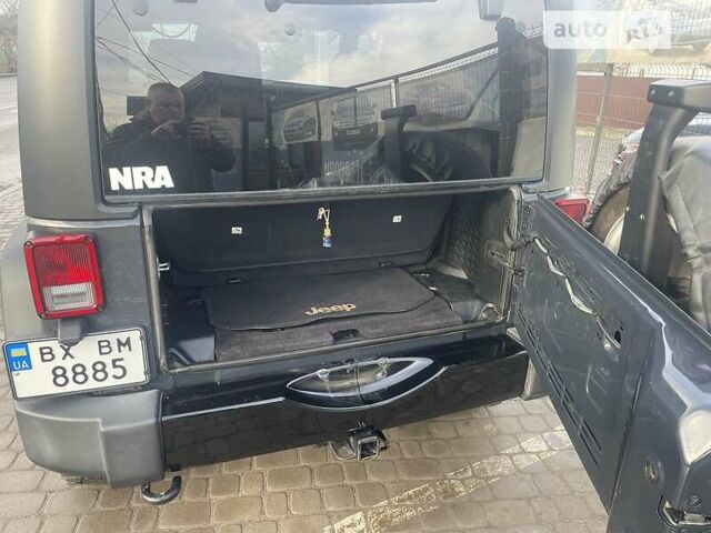 Сірий Джип Wrangler, об'ємом двигуна 3.6 л та пробігом 130 тис. км за 21950 $, фото 9 на Automoto.ua