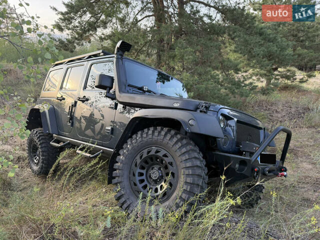 Сірий Джип Wrangler, об'ємом двигуна 3.6 л та пробігом 100 тис. км за 35000 $, фото 20 на Automoto.ua