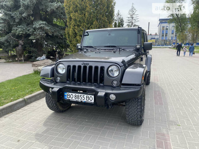 Сірий Джип Wrangler, об'ємом двигуна 3.6 л та пробігом 70 тис. км за 30800 $, фото 14 на Automoto.ua