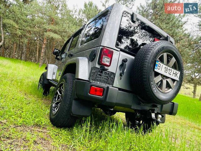 Сірий Джип Wrangler, об'ємом двигуна 3.6 л та пробігом 65 тис. км за 39000 $, фото 24 на Automoto.ua